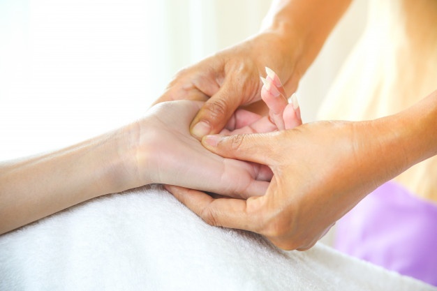 Масаж на пръстите